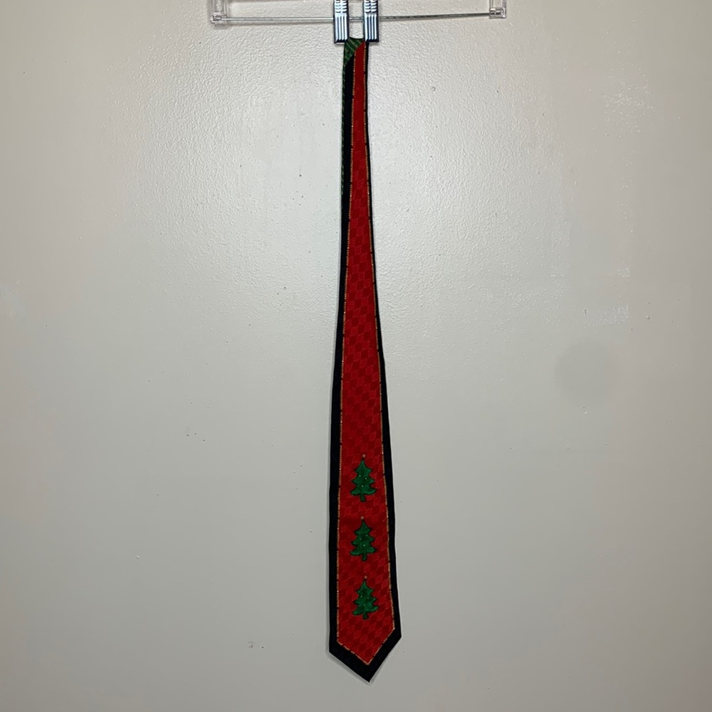 HALLMARK Silk Christmas Tree Tie (READ DESCRIPTION)